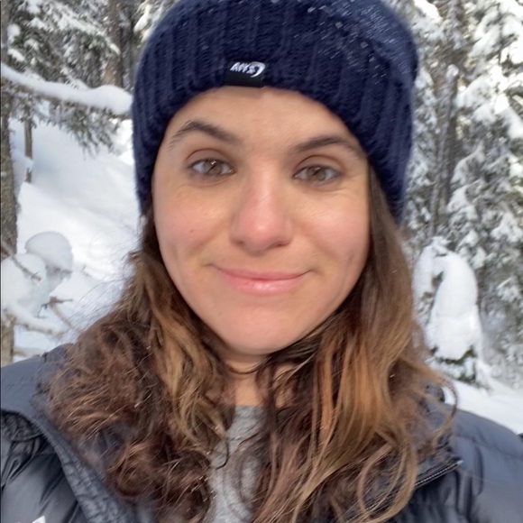 Meet your Posher, Laura - Picture 3 of 6